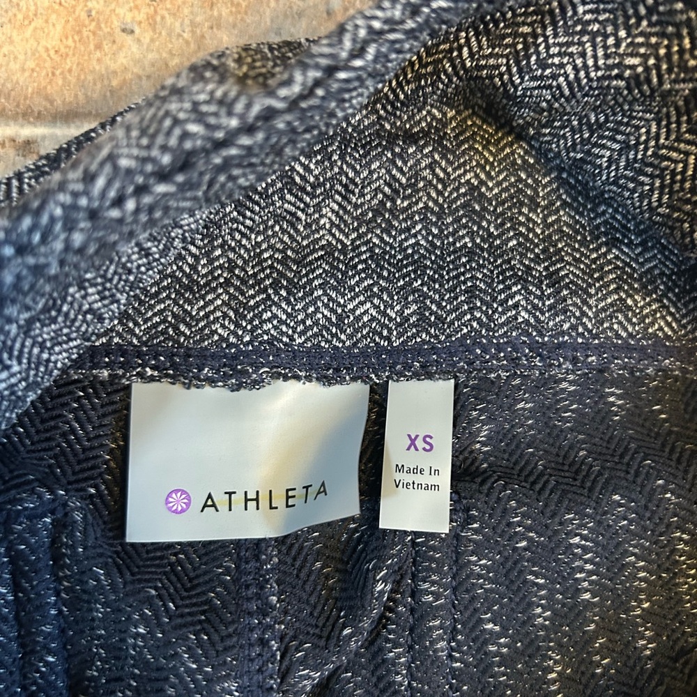 Athleta leggings - Picture 7 of 12